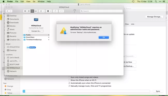 Mueva las copias de seguridad de iOS a un disco duro externo que requiera una contraseña de administrador
